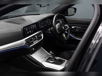 Used BMW 3 Series 2023 for sale - 78392545: Photo