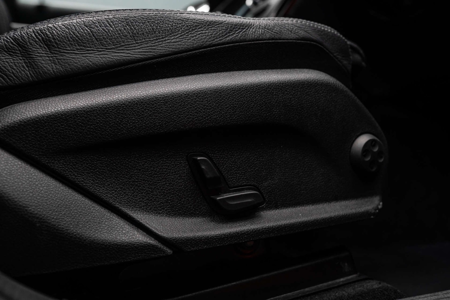 Used Mercedes-Benz GLC 2021 for sale - 78077563: Photo 27