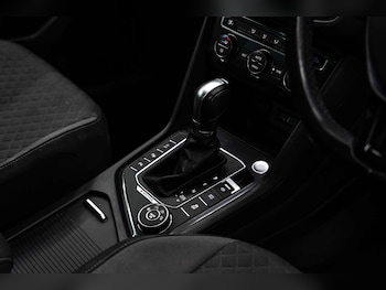 Used Volkswagen Tiguan 2017 for sale - 78328509: Photo