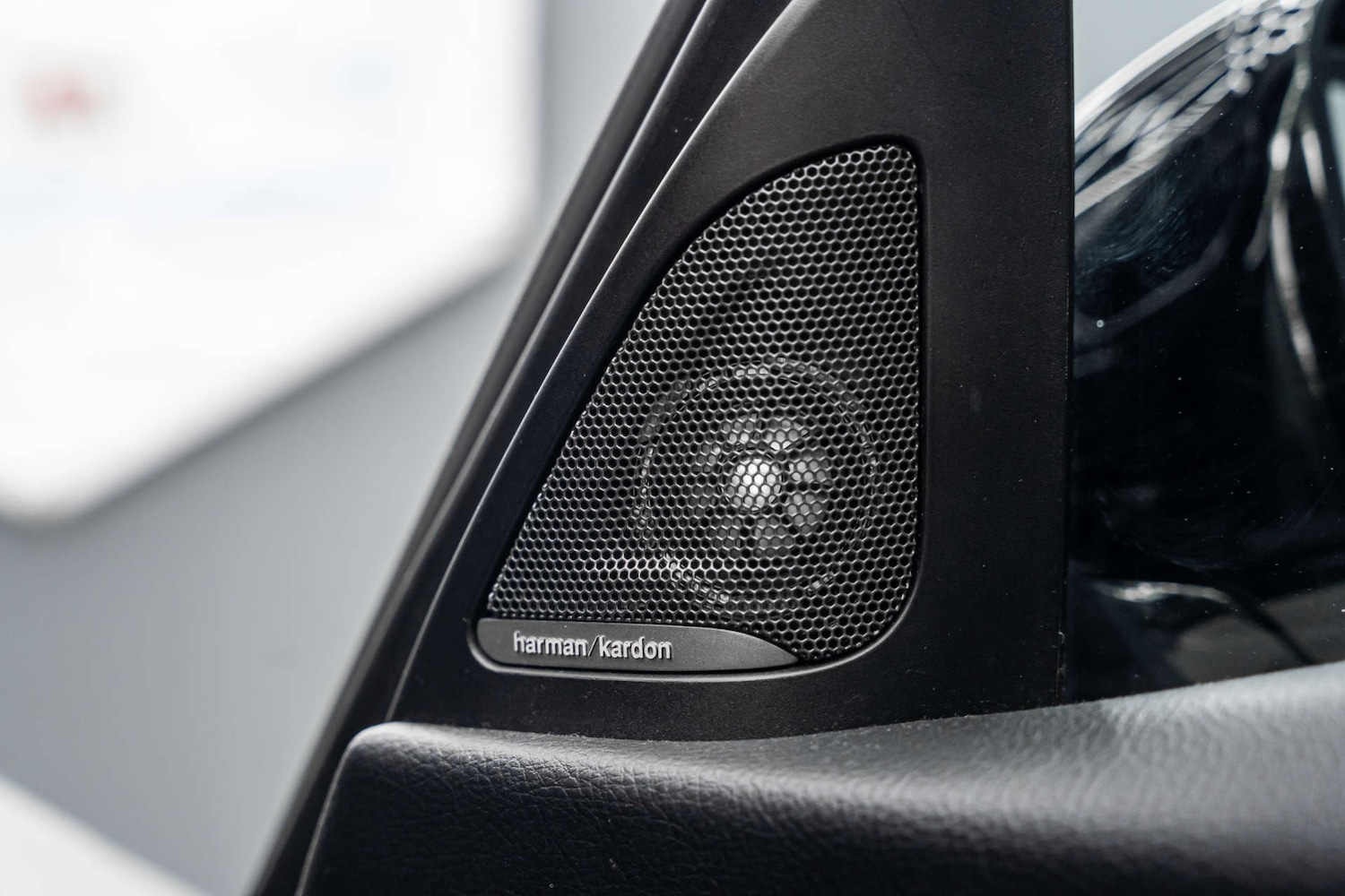 Used BMW 3 Series 2017 for sale - 78015680: Photo 12