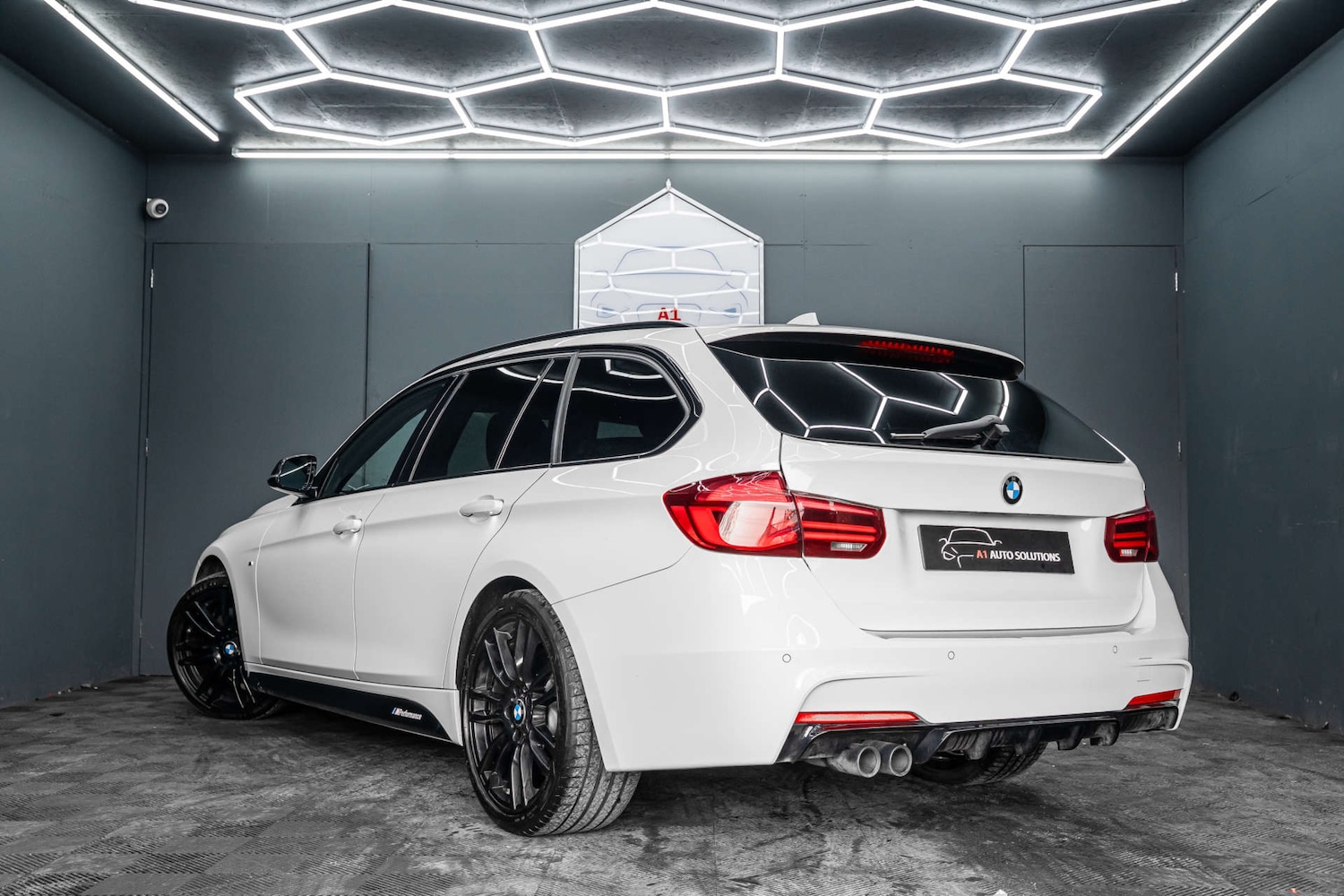 Used BMW 3 Series 2017 for sale - 78015680: Photo 15