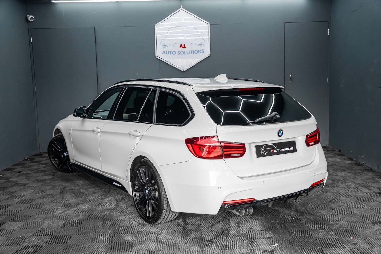 Used BMW 3 Series 2017 for sale - 78015680: Photo 25