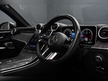 Used Mercedes-Benz GLC 2023 for sale - 78660097: Photo