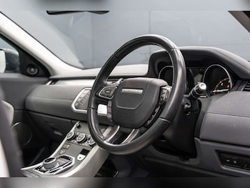 Used Land Rover Range Rover Evoque 2016 for sale - 79369867: Photo