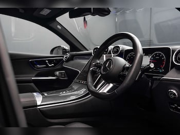 Used Mercedes-Benz GLC 2024 for sale - 78182122: Photo