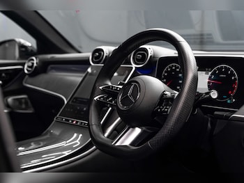 Used Mercedes-Benz GLC 2024 for sale - 78182122: Photo