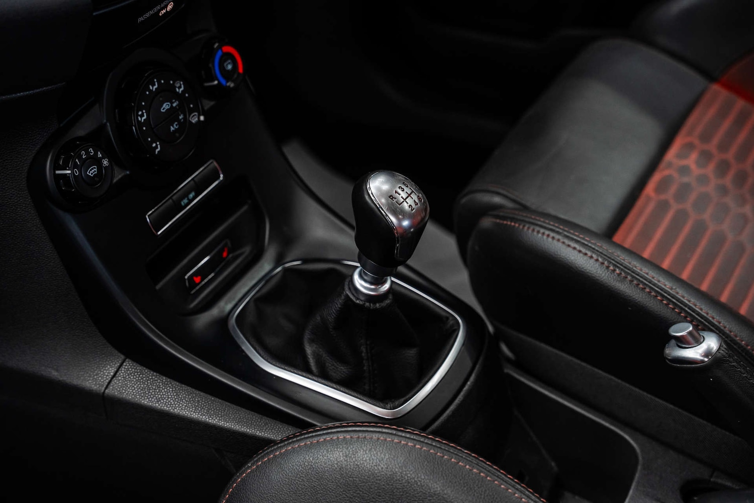 Used Ford Fiesta 2014 for sale - 78015682: Photo 32