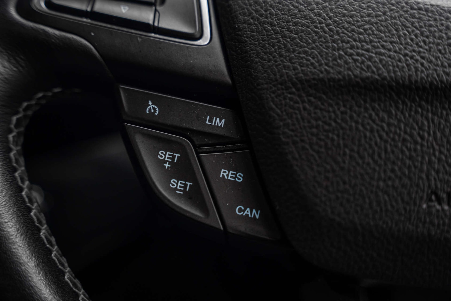 Used Ford Kuga 2017 for sale - 78015691: Photo 31