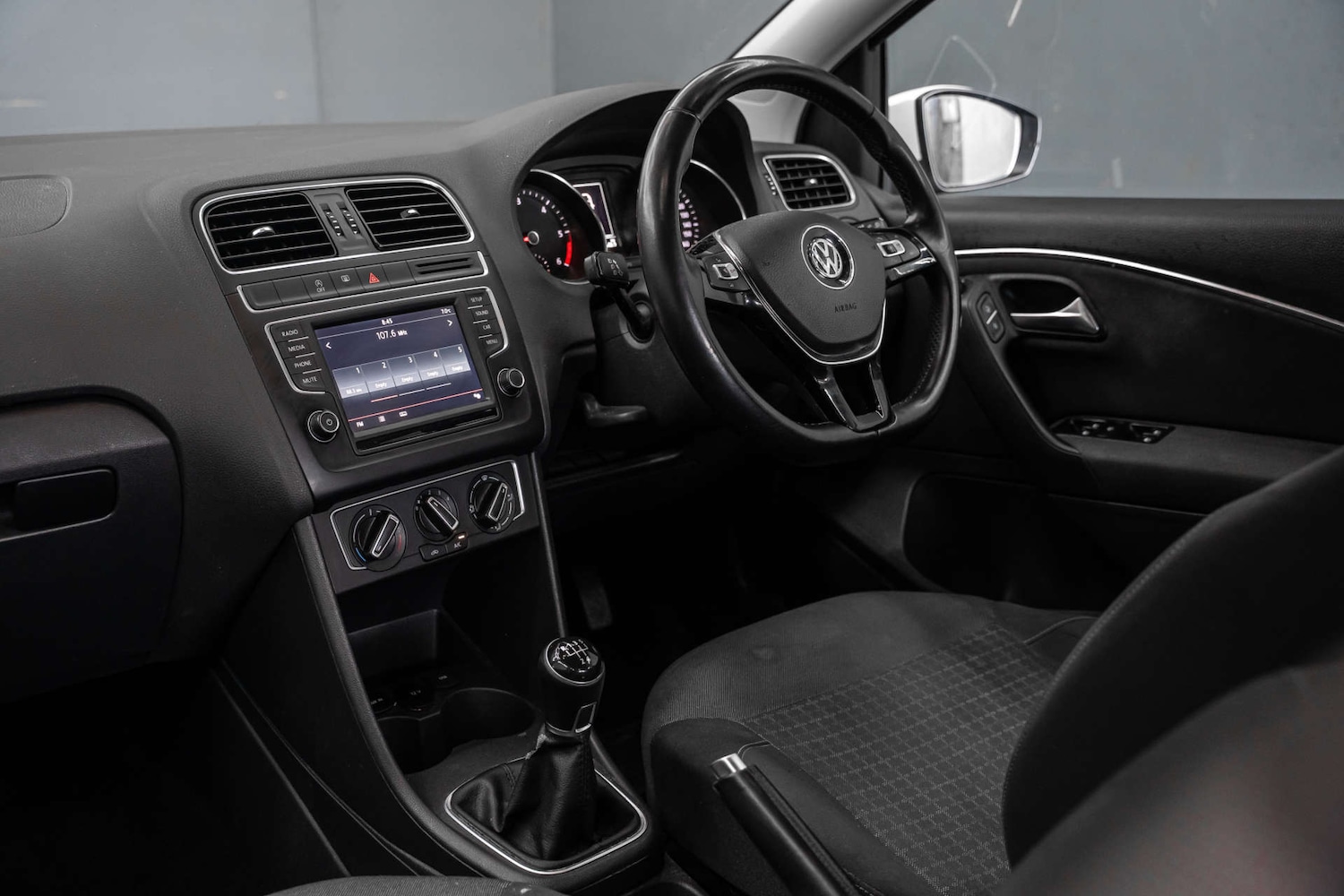 Used Volkswagen Polo 2015 for sale - 78015681: Photo 10