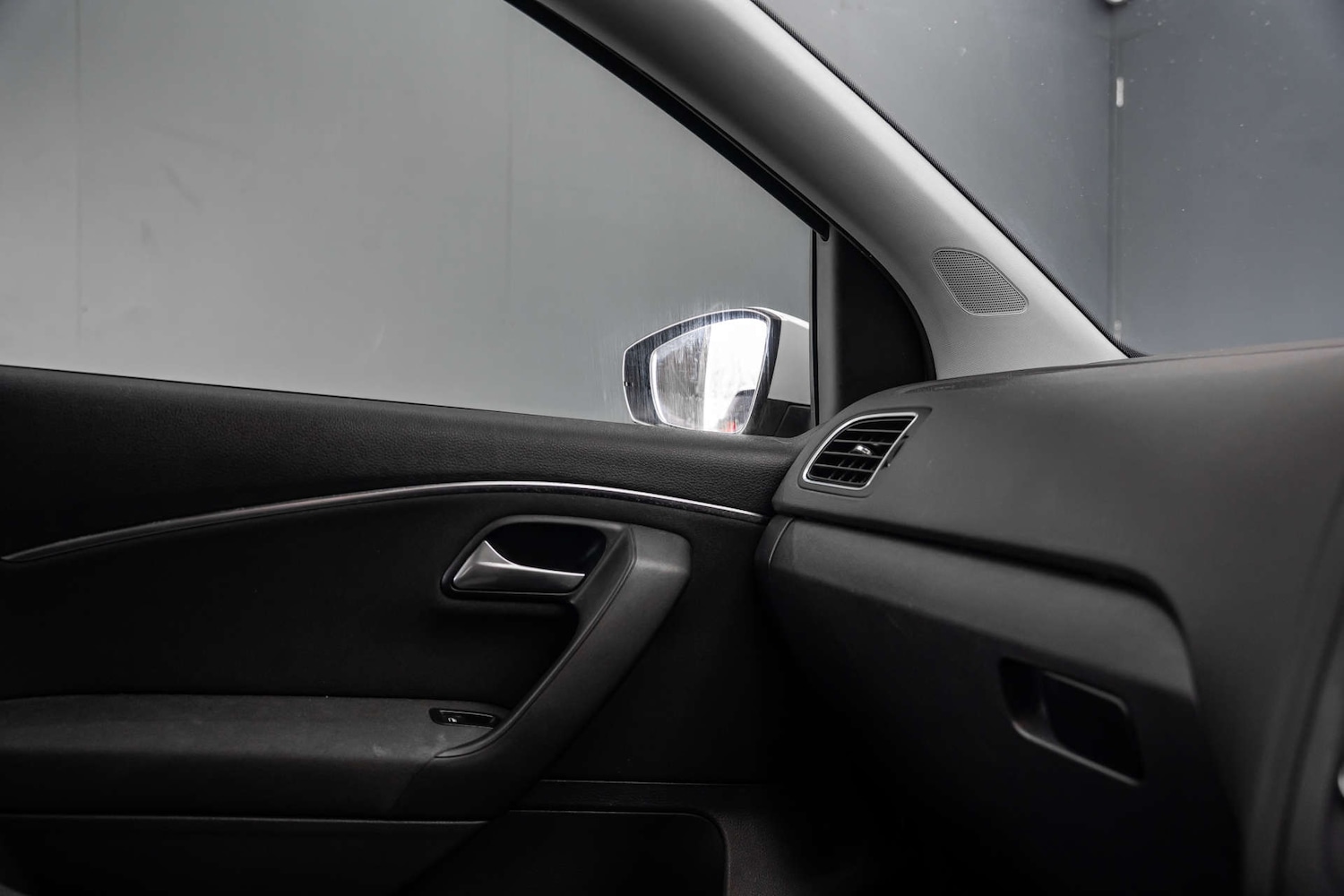 Used Volkswagen Polo 2015 for sale - 78015681: Photo 29