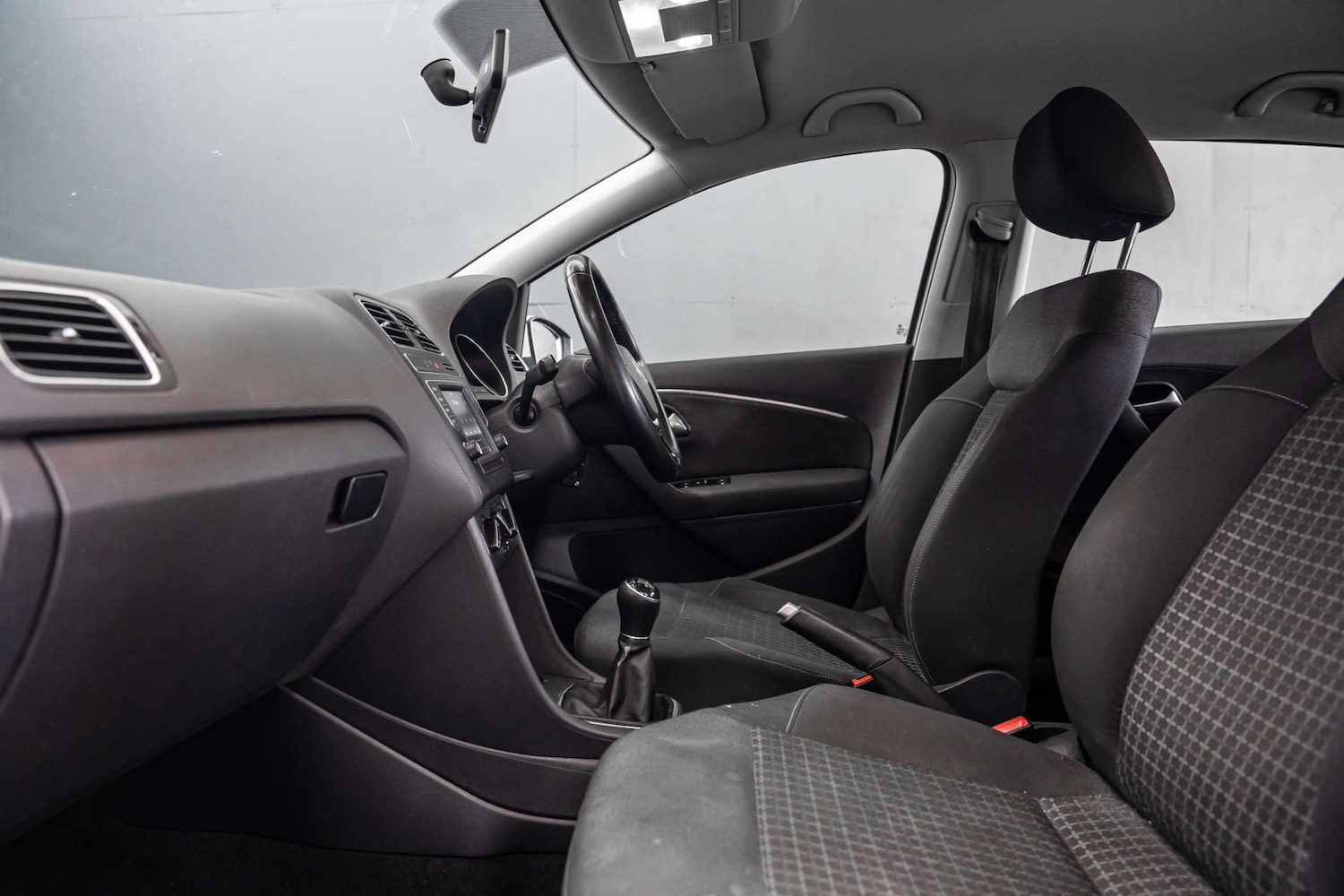 Used Volkswagen Polo 2015 for sale - 78015681: Photo 33