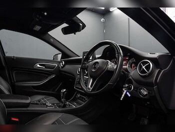 Used Mercedes-Benz A-Class 2015 for sale - 78645836: Photo