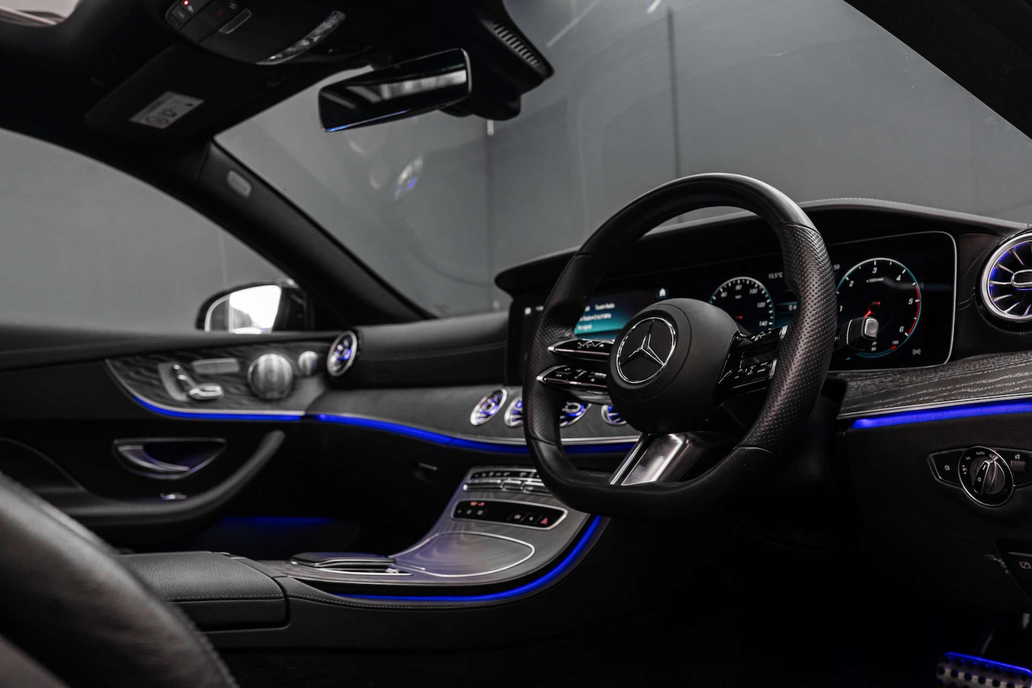 Used Mercedes-Benz E Class 2022 for sale - 78015657: Photo 2