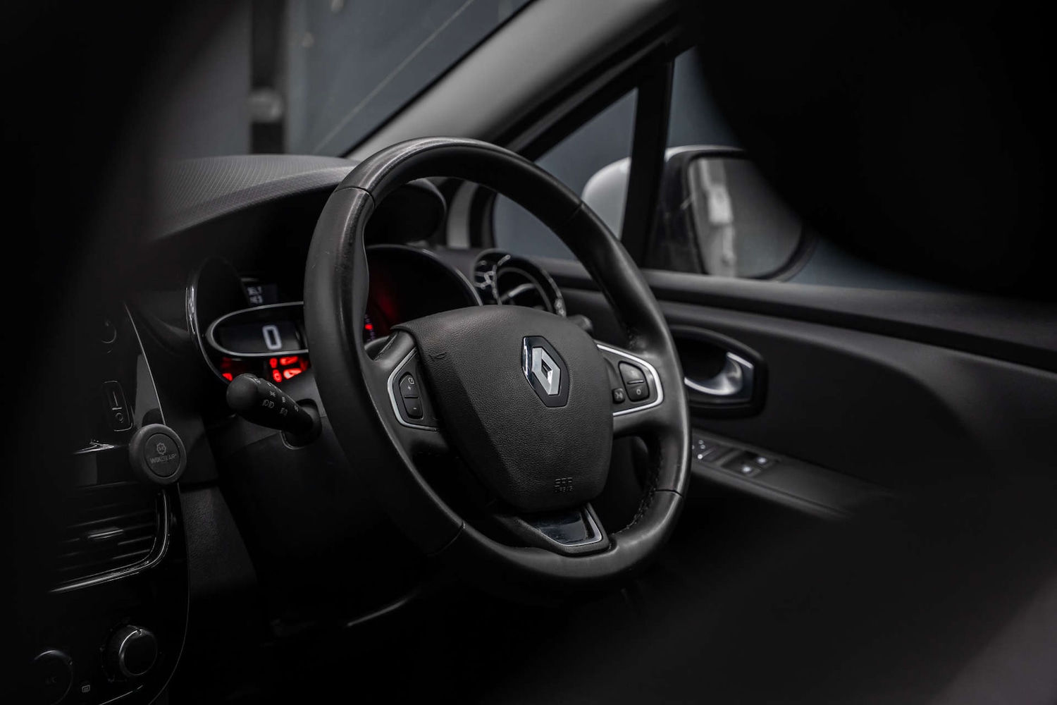 Used Renault Clio 2018 for sale - 78015686: Photo 10