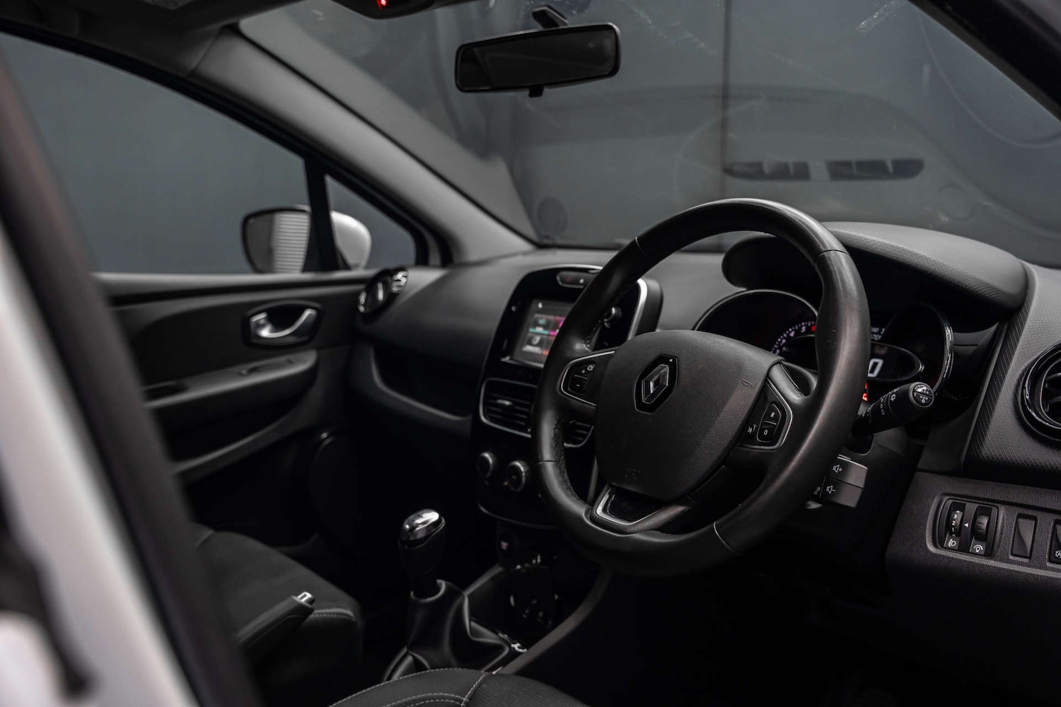 Used Renault Clio 2018 for sale - 78015686: Photo 12