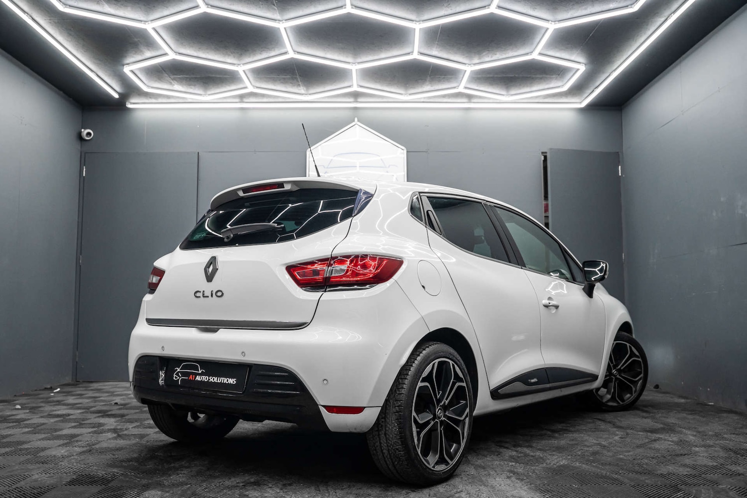 Used Renault Clio 2018 for sale - 78015686: Photo 13