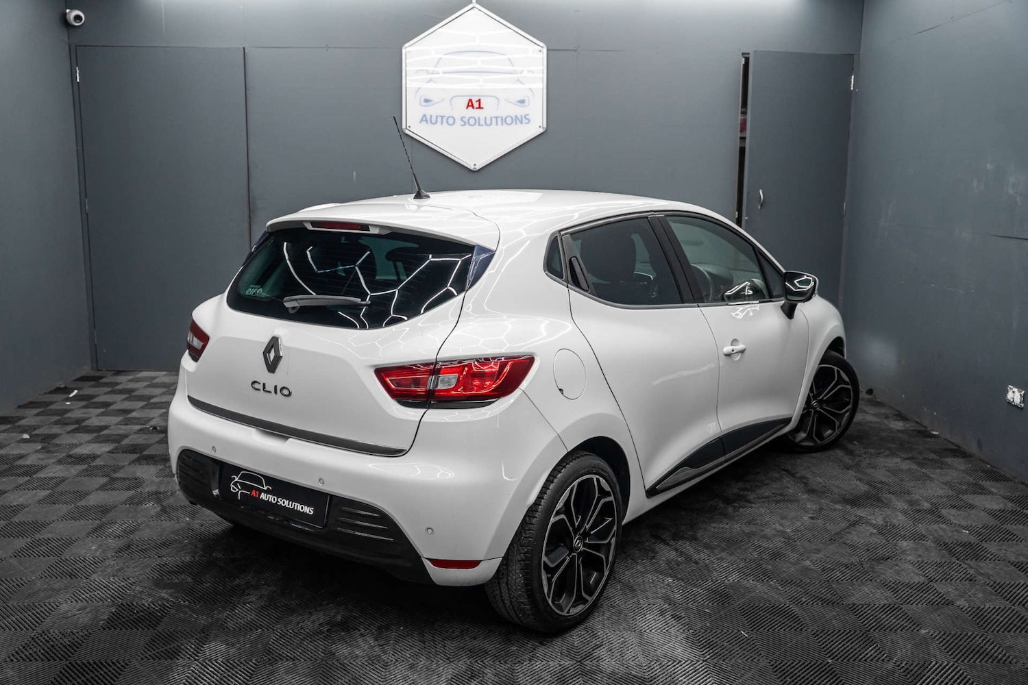 Used Renault Clio 2018 for sale - 78015686: Photo 17