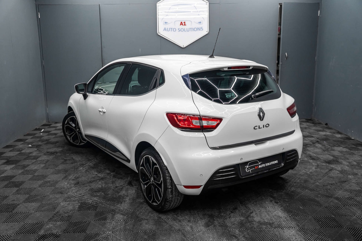 Used Renault Clio 2018 for sale - 78015686: Photo 19