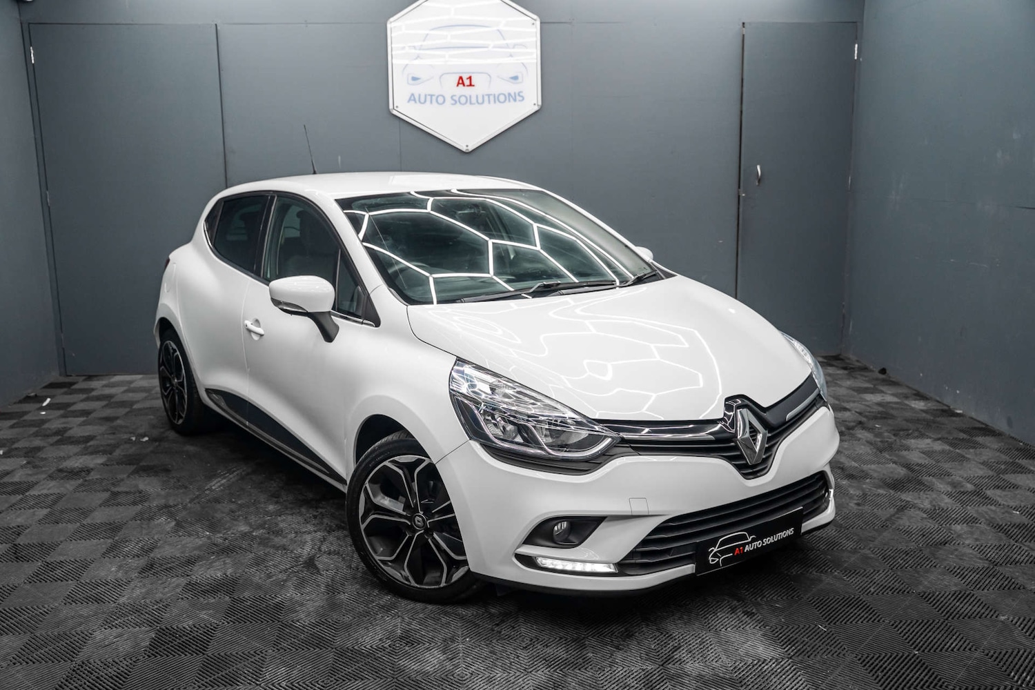 Used Renault Clio 2018 for sale - 78015686: Photo 23