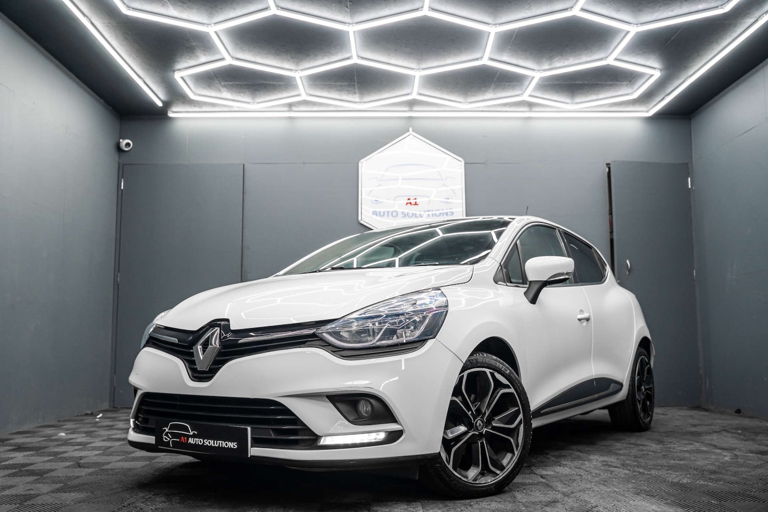 Used Renault Clio 2018 for sale - 78015686: Photo 27