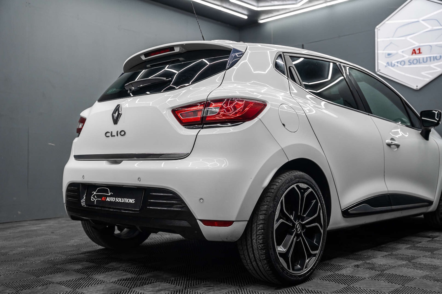 Used Renault Clio 2018 for sale - 78015686: Photo 5