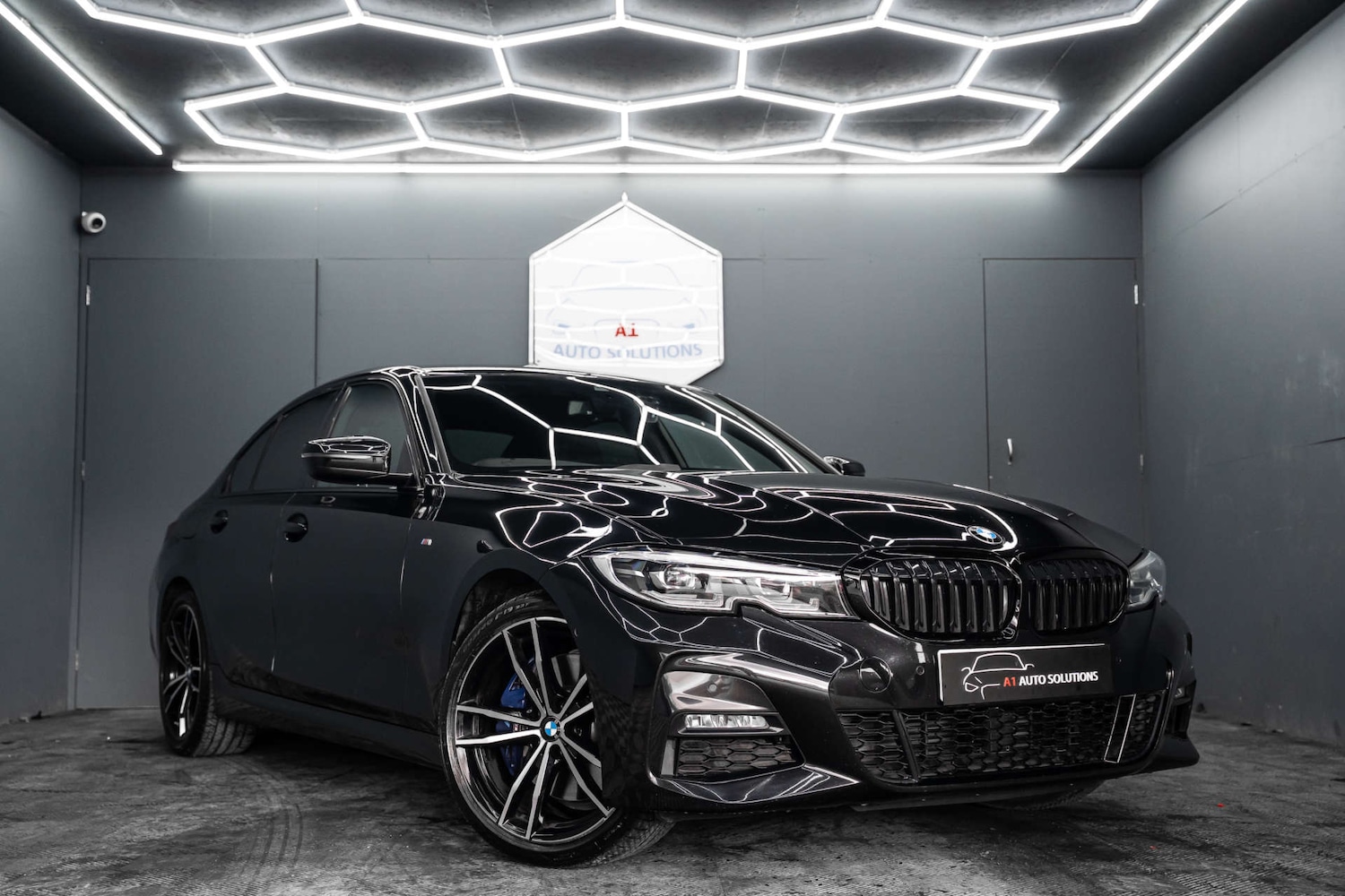 Used BMW 3 Series 2019 for sale - 78014247: Photo 1