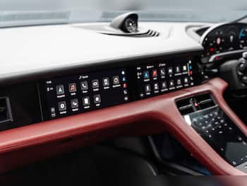 Used Porsche Taycan 2023 for sale - 79641785: Photo