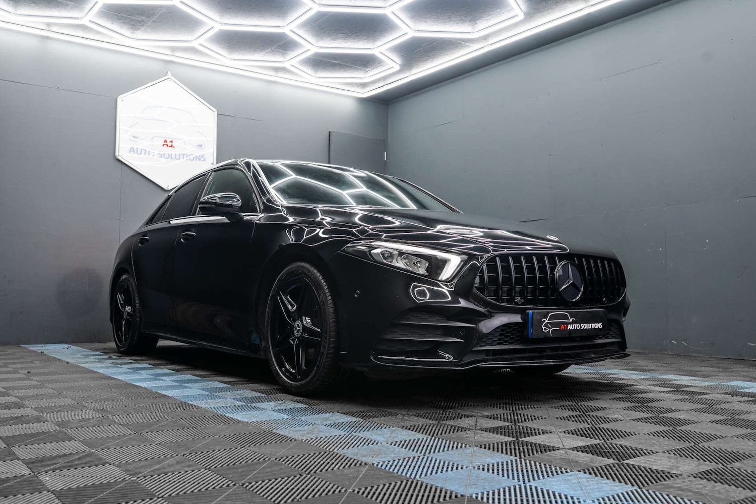 Used Mercedes-Benz A-Class 2020 for sale - 78015671: Photo 1