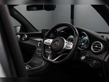 Used Mercedes-Benz GLC 2019 for sale - 79045718: Photo