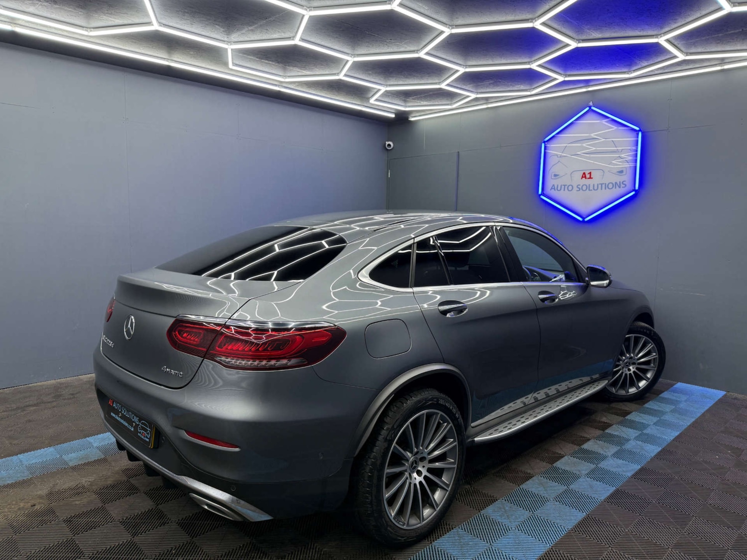 Used Mercedes-Benz GLC 2019 for sale - 78015646: Photo 3