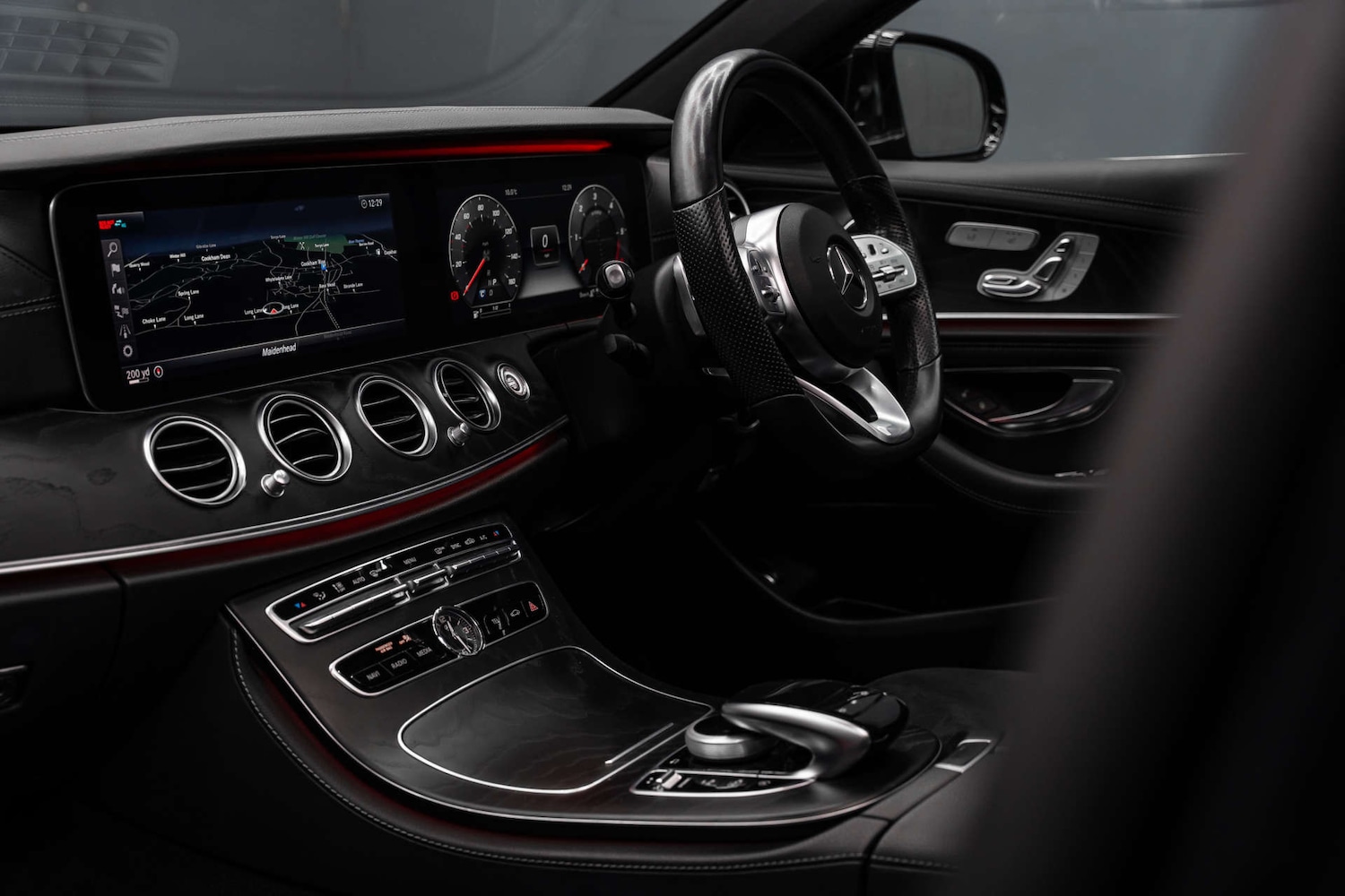 Used Mercedes-Benz E Class 2018 for sale - 78015684: Photo 11