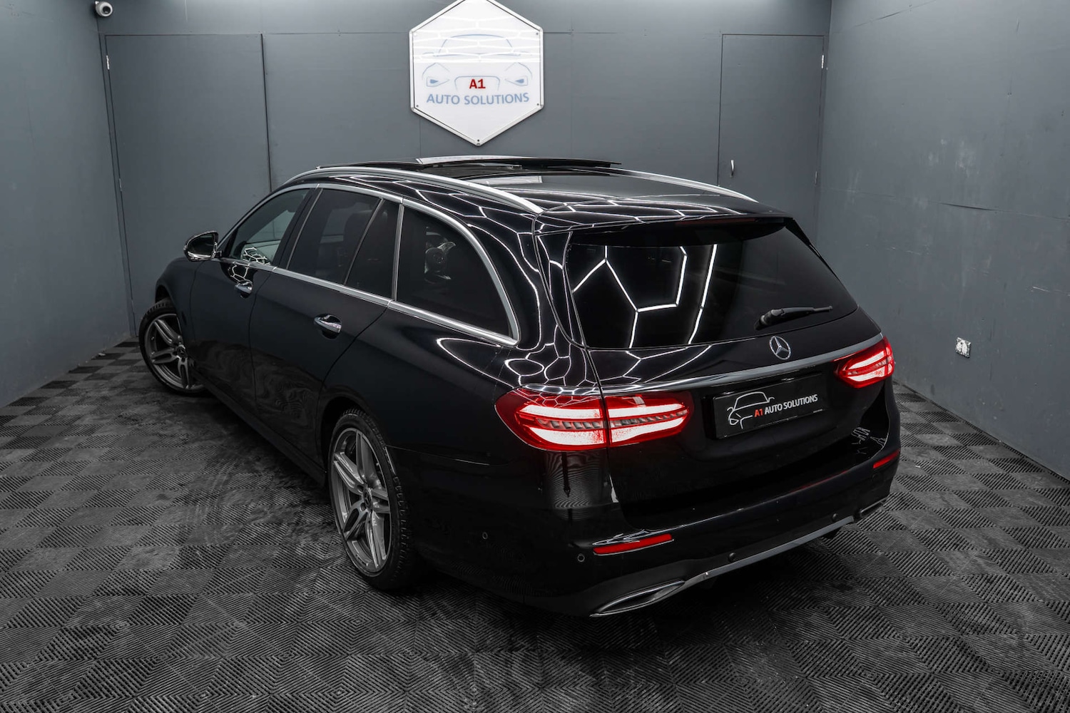 Used Mercedes-Benz E Class 2018 for sale - 78015684: Photo 12