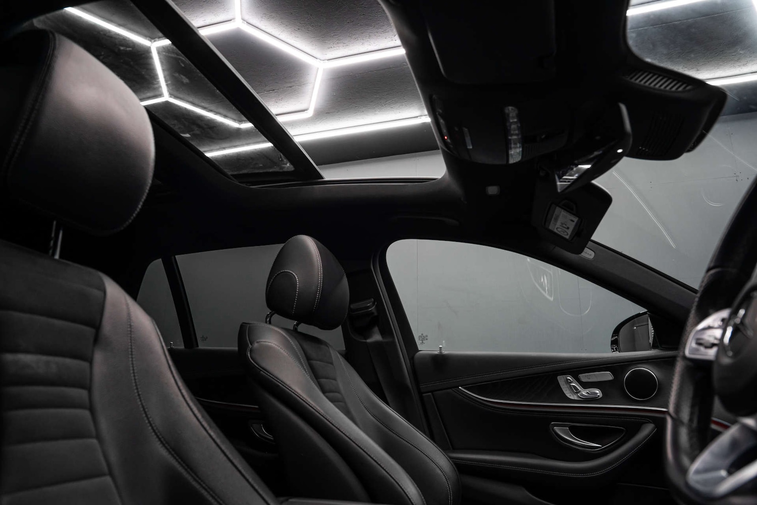 Used Mercedes-Benz E Class 2018 for sale - 78015684: Photo 29