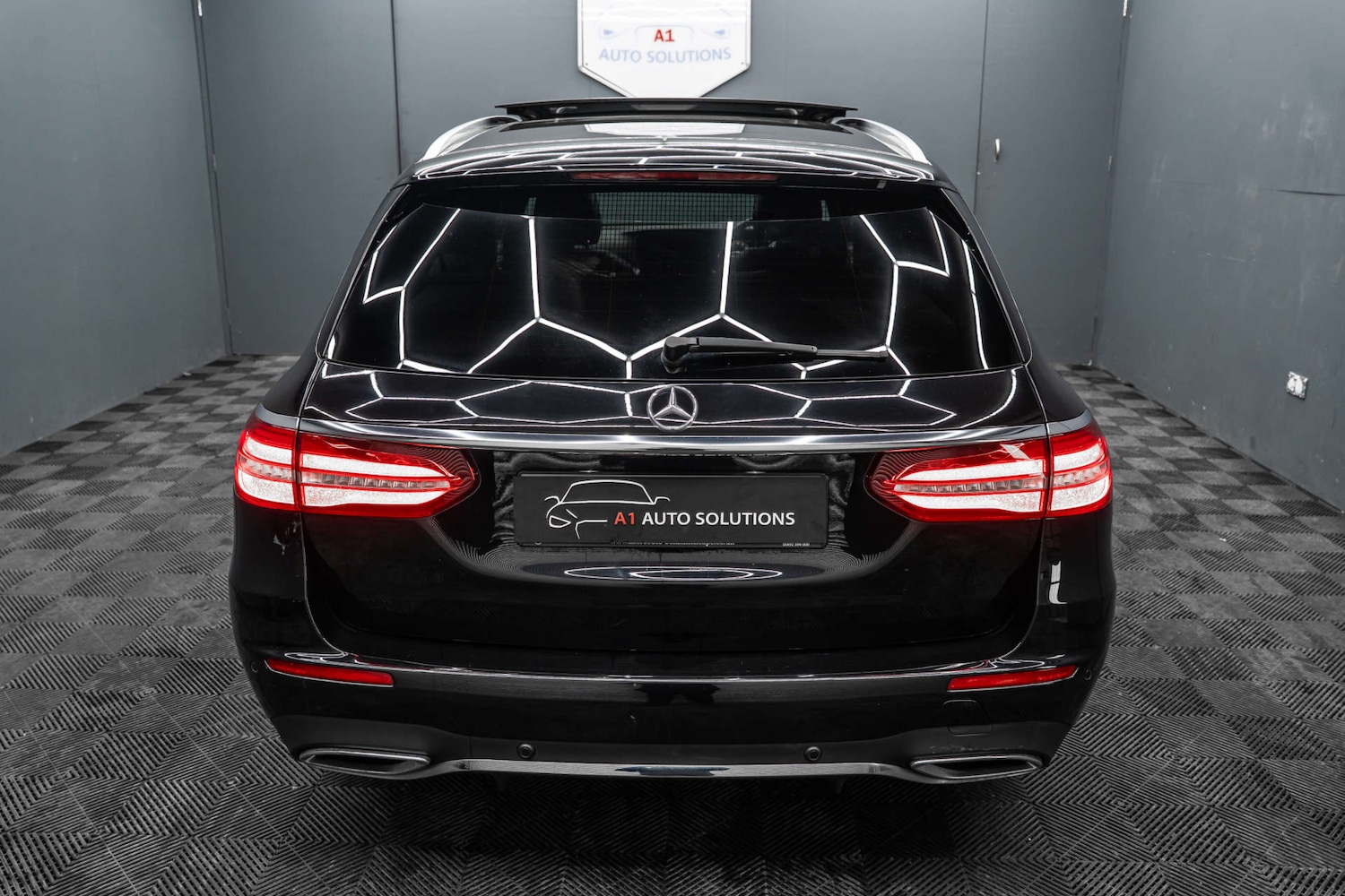 Used Mercedes-Benz E Class 2018 for sale - 78015684: Photo 5