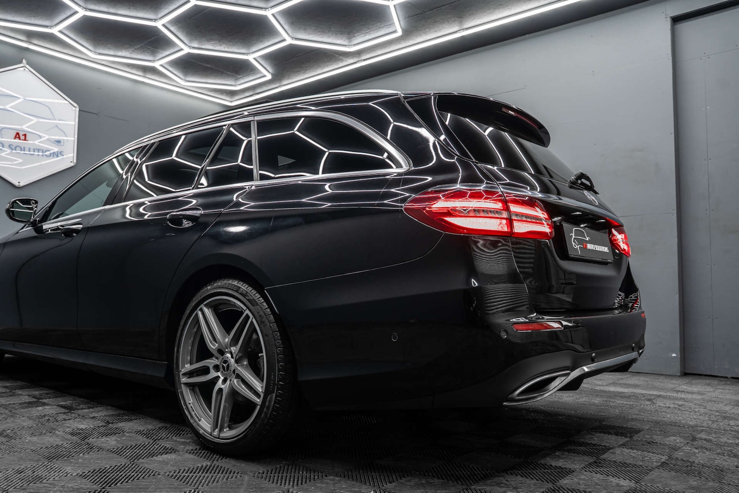 Used Mercedes-Benz E Class 2018 for sale - 78015684: Photo 9