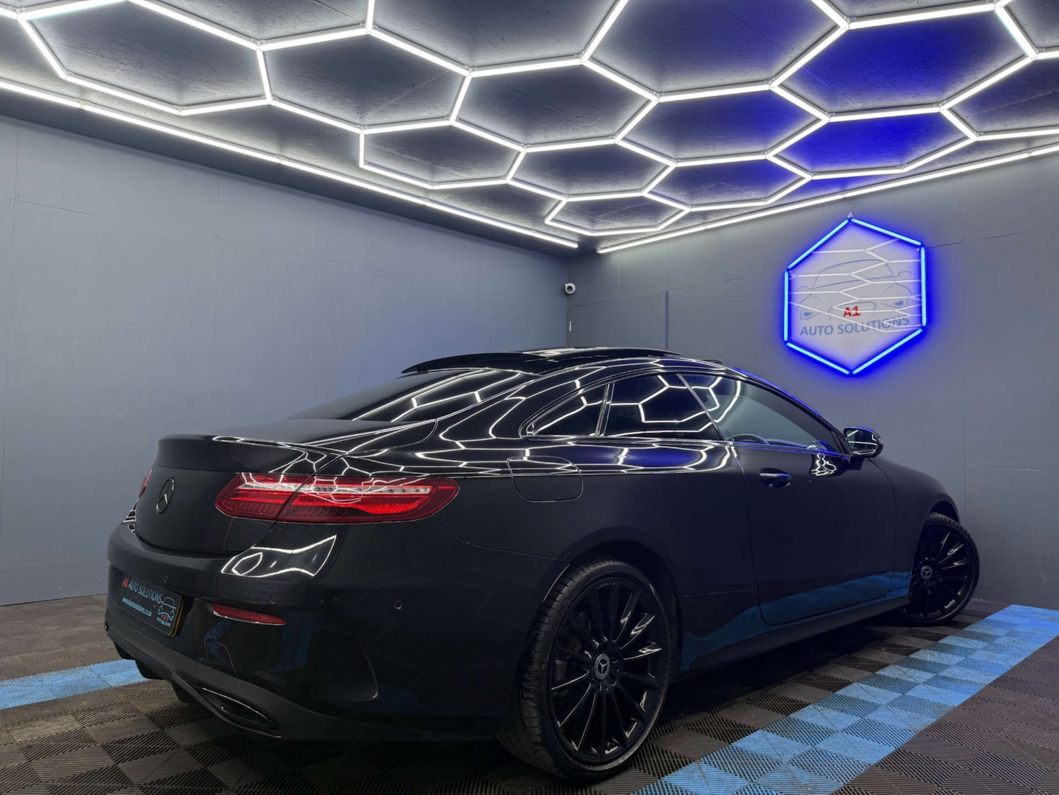 Used Mercedes-Benz E Class 2020 for sale - 78015669: Photo 3