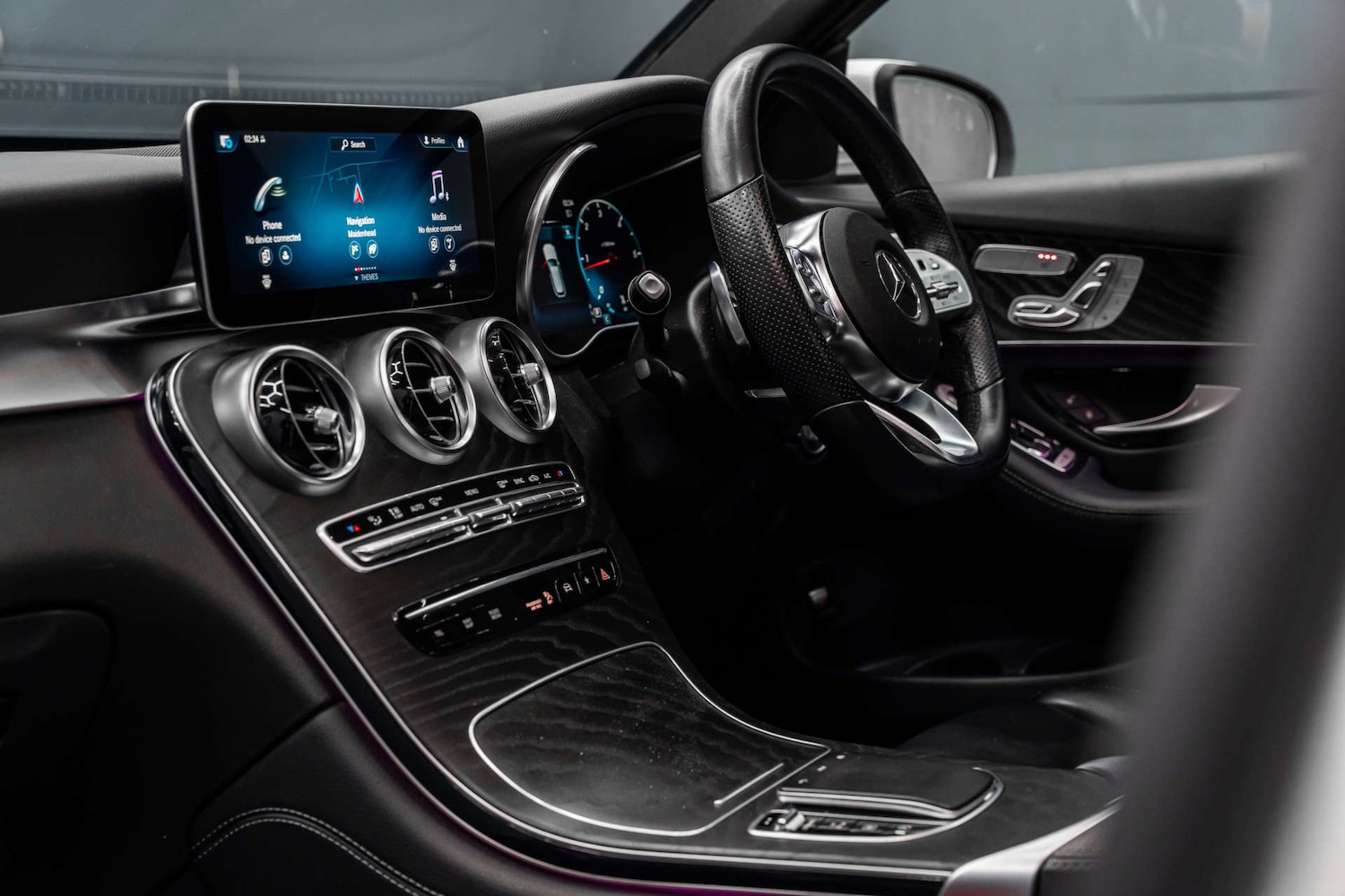 Used Mercedes-Benz GLC 2021 for sale - 78015655: Photo 4