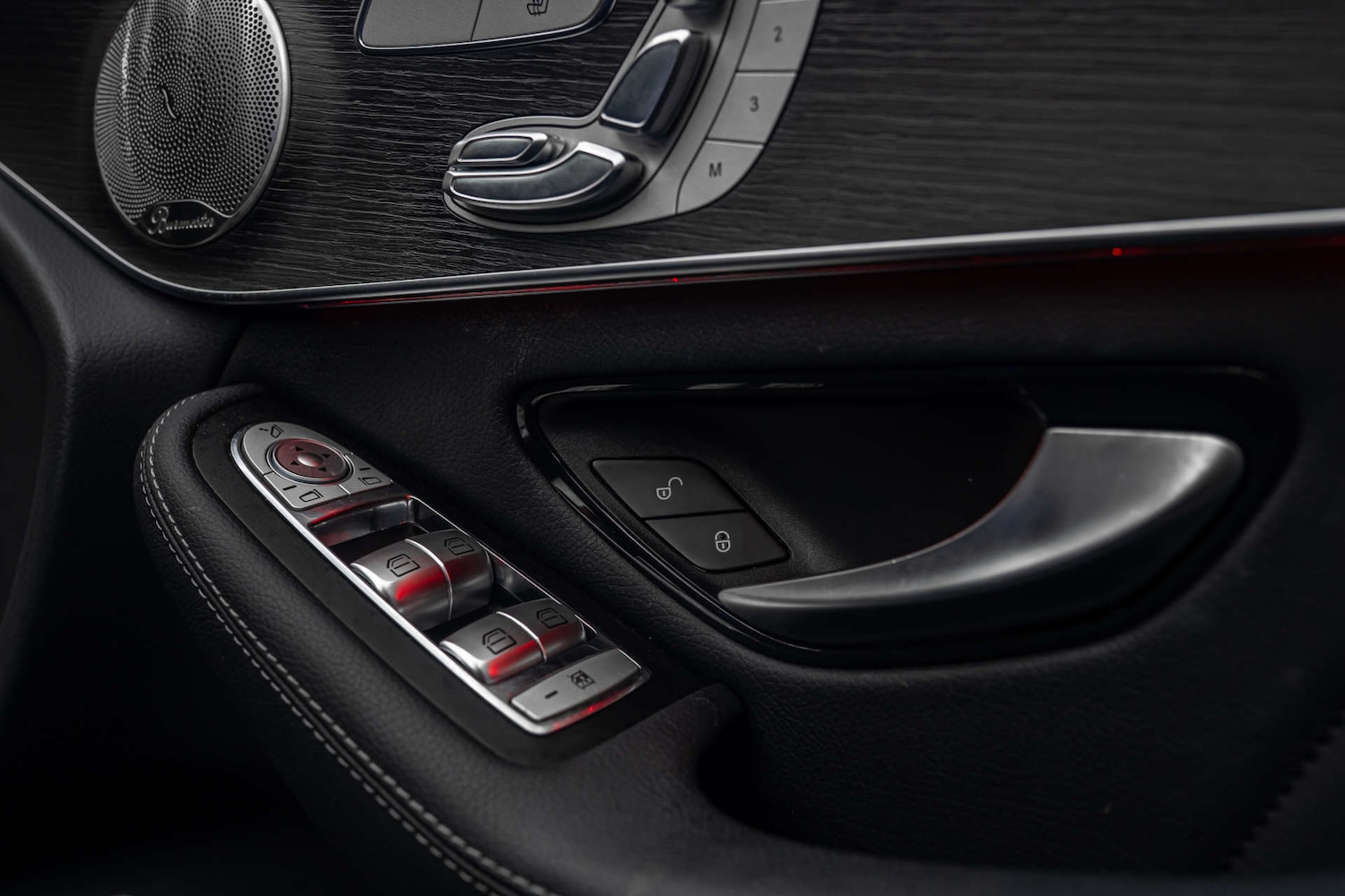 Used Mercedes-Benz GLC 2019 for sale - 78190051: Photo 32