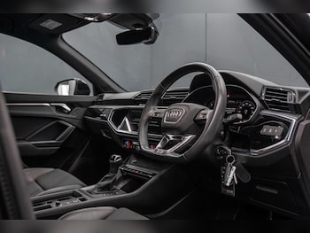 Used Audi Q3 2023 for sale - 79359127: Photo