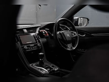 Used Honda Civic 2017 for sale - 78345065: Photo