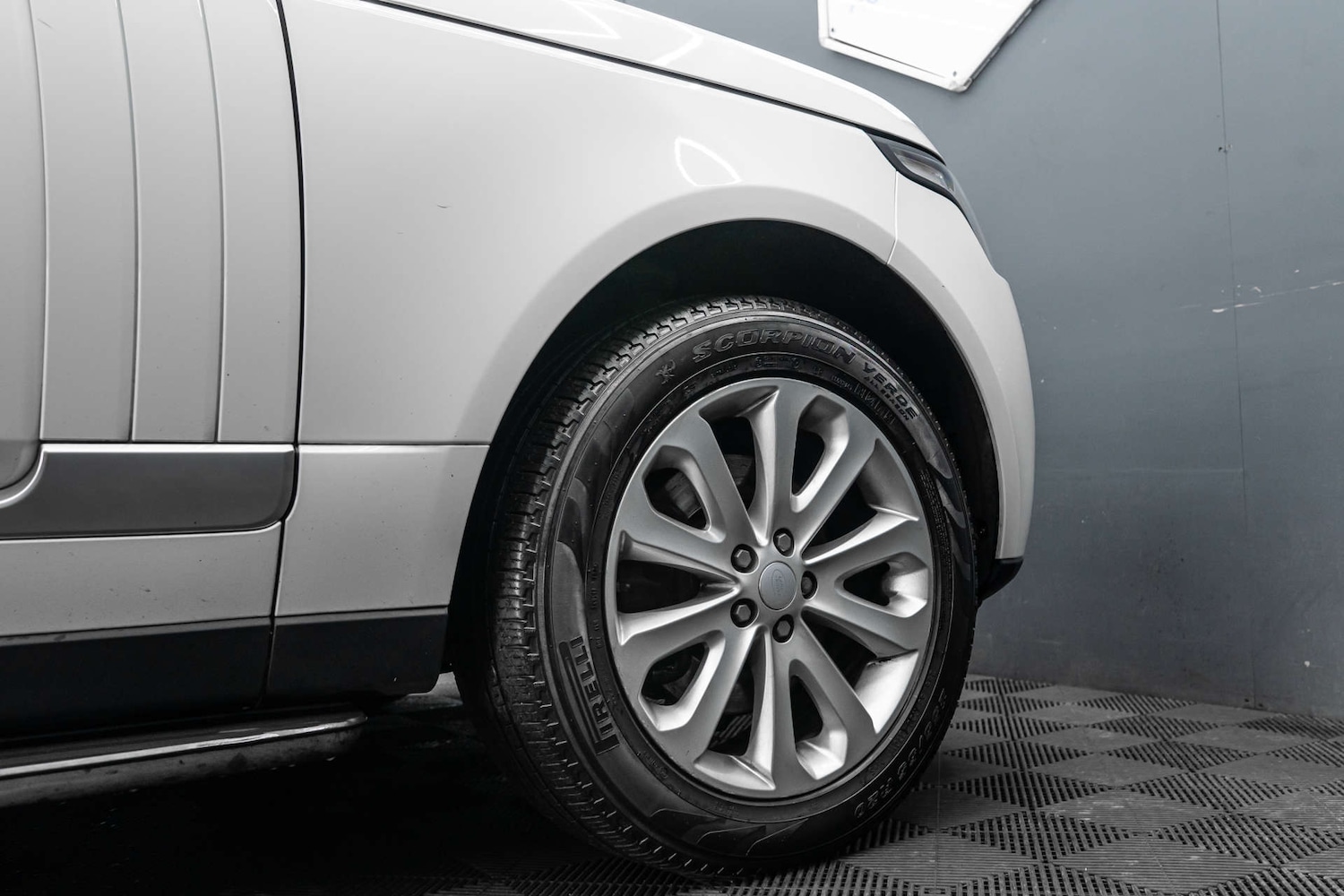 Used Land Rover Range Rover 2016 for sale - 78015642: Photo 9