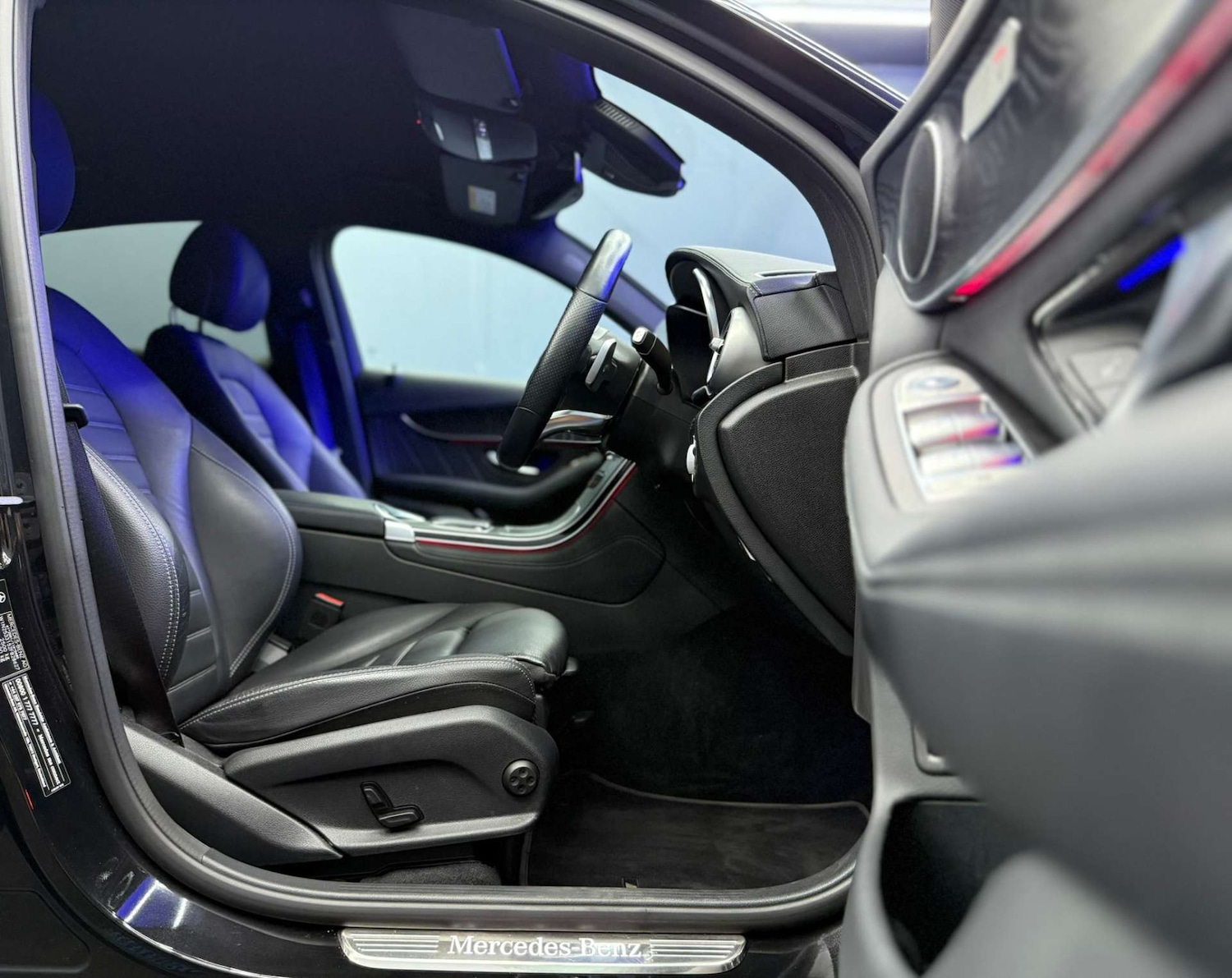 Used Mercedes-Benz GLC 2019 for sale - 78014250: Photo 13