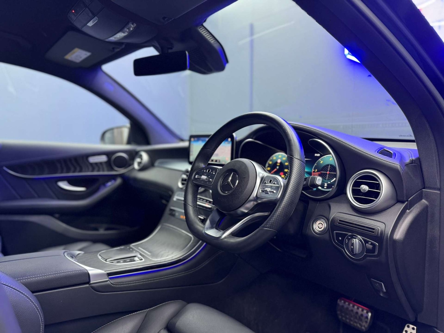 Used Mercedes-Benz GLC 2019 for sale - 78014250: Photo 2