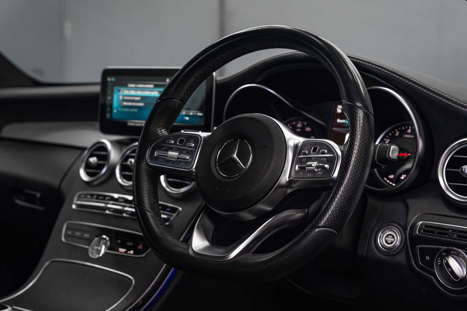 Used Mercedes-Benz C Class 2018 for sale - 78152418: Photo 14