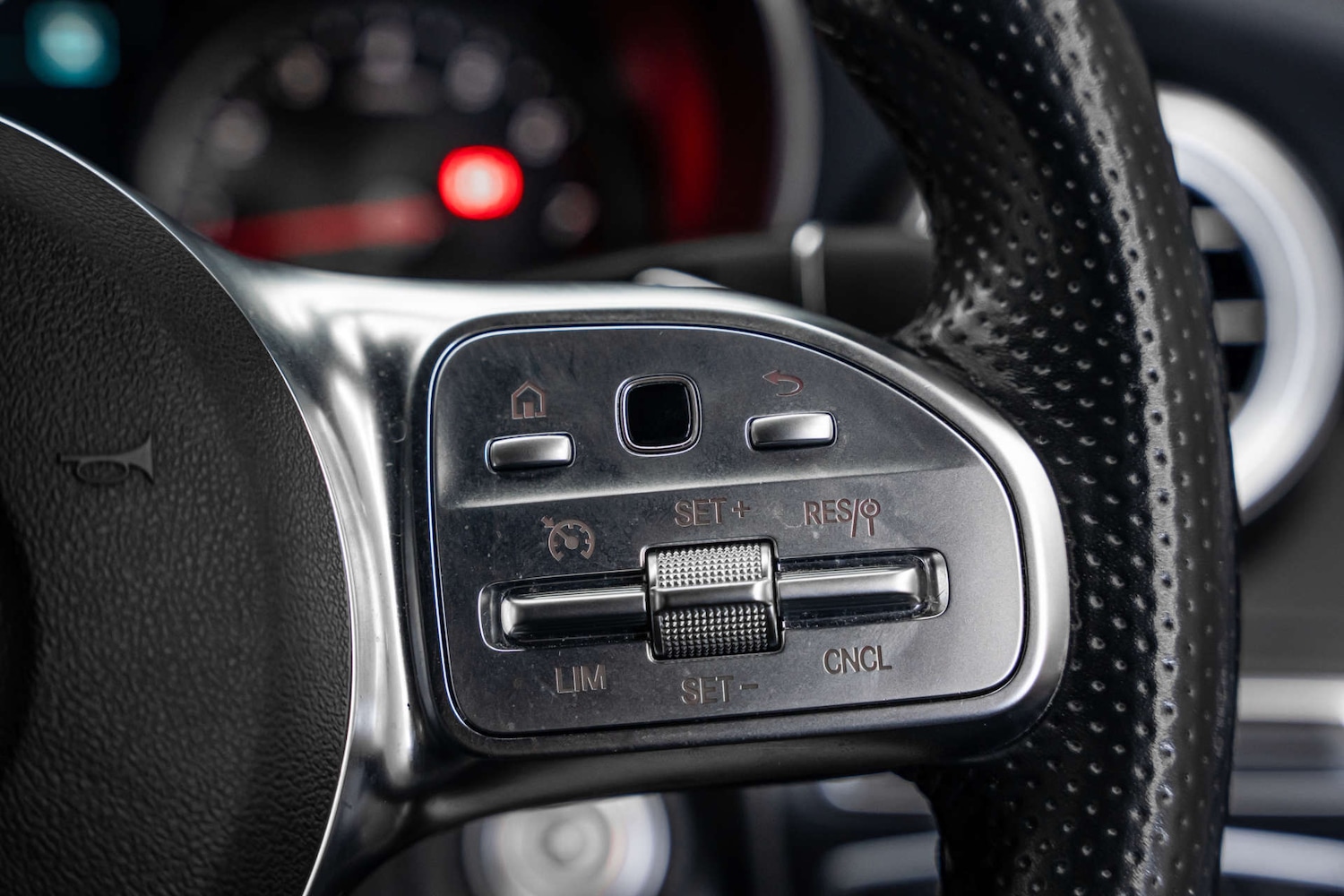 Used Mercedes-Benz C Class 2018 for sale - 78152418: Photo 31