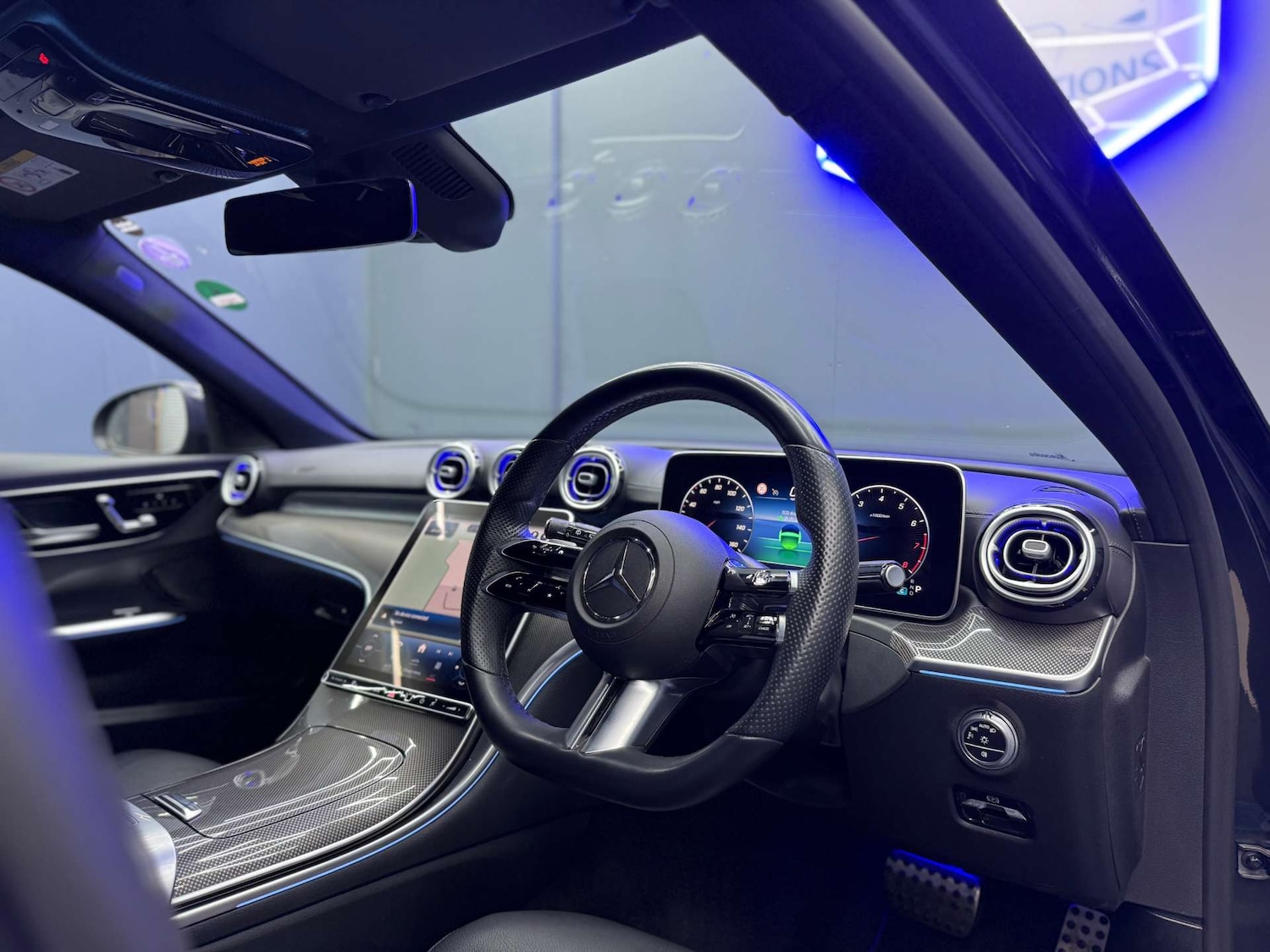 Used Mercedes-Benz C Class 2022 for sale - 78015633: Photo 2