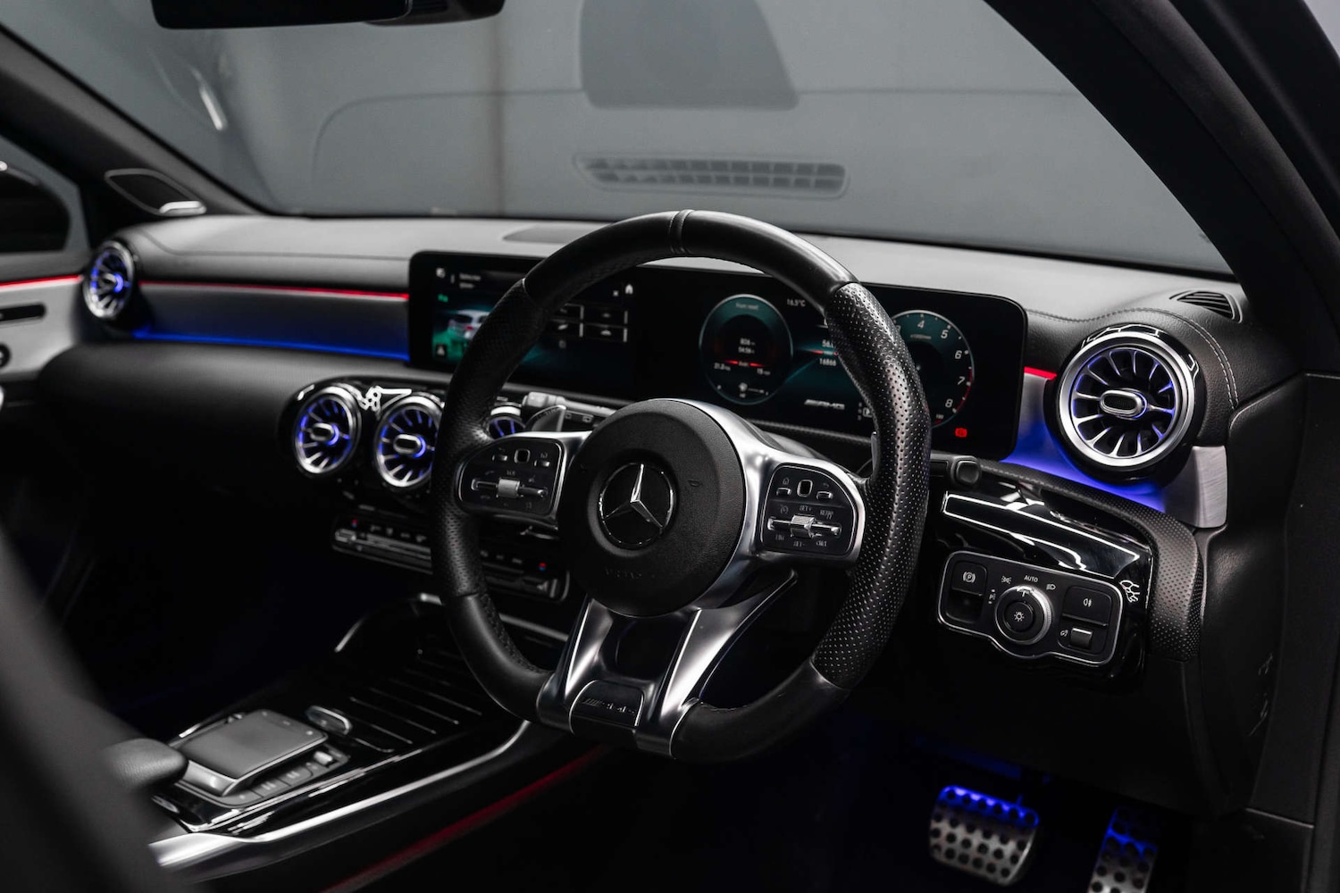 Used Mercedes-Benz A-Class 2021 for sale - 78015654: Photo 2