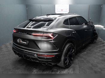 Used Lamborghini Urus 2019 for sale - 79147182: Photo