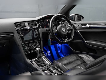 Used Volkswagen Golf 2017 for sale - 79330807: Photo