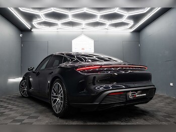 Used Porsche Taycan 2021 for sale - 78788798: Photo